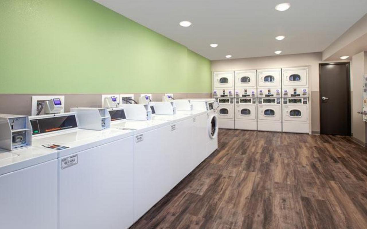 Woodspring Suites Columbus Urbancrest Grove City Bagian luar foto